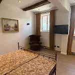 Muellerstube Im Historischen Muellerhaus