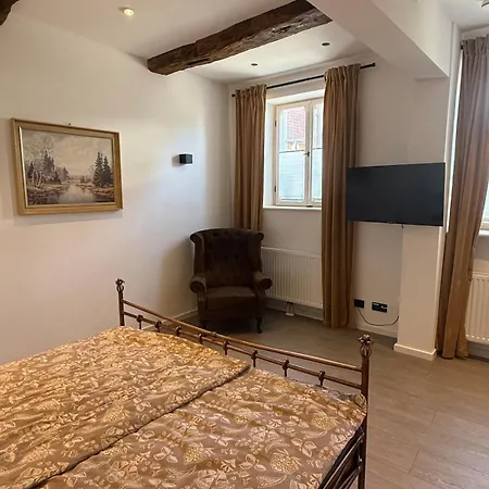 Muellerstube Im Historischen Muellerhaus